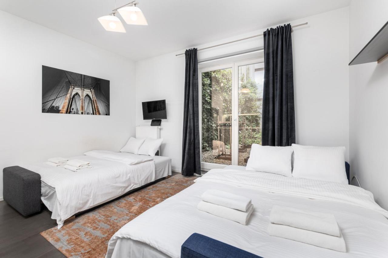 Apartamenty Piekna 28A By Your Freedom วอร์ซอ ภายนอก รูปภาพ